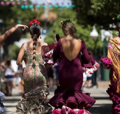 Foto mujeres sevillanas para: Galería de sevillanas y flamenco